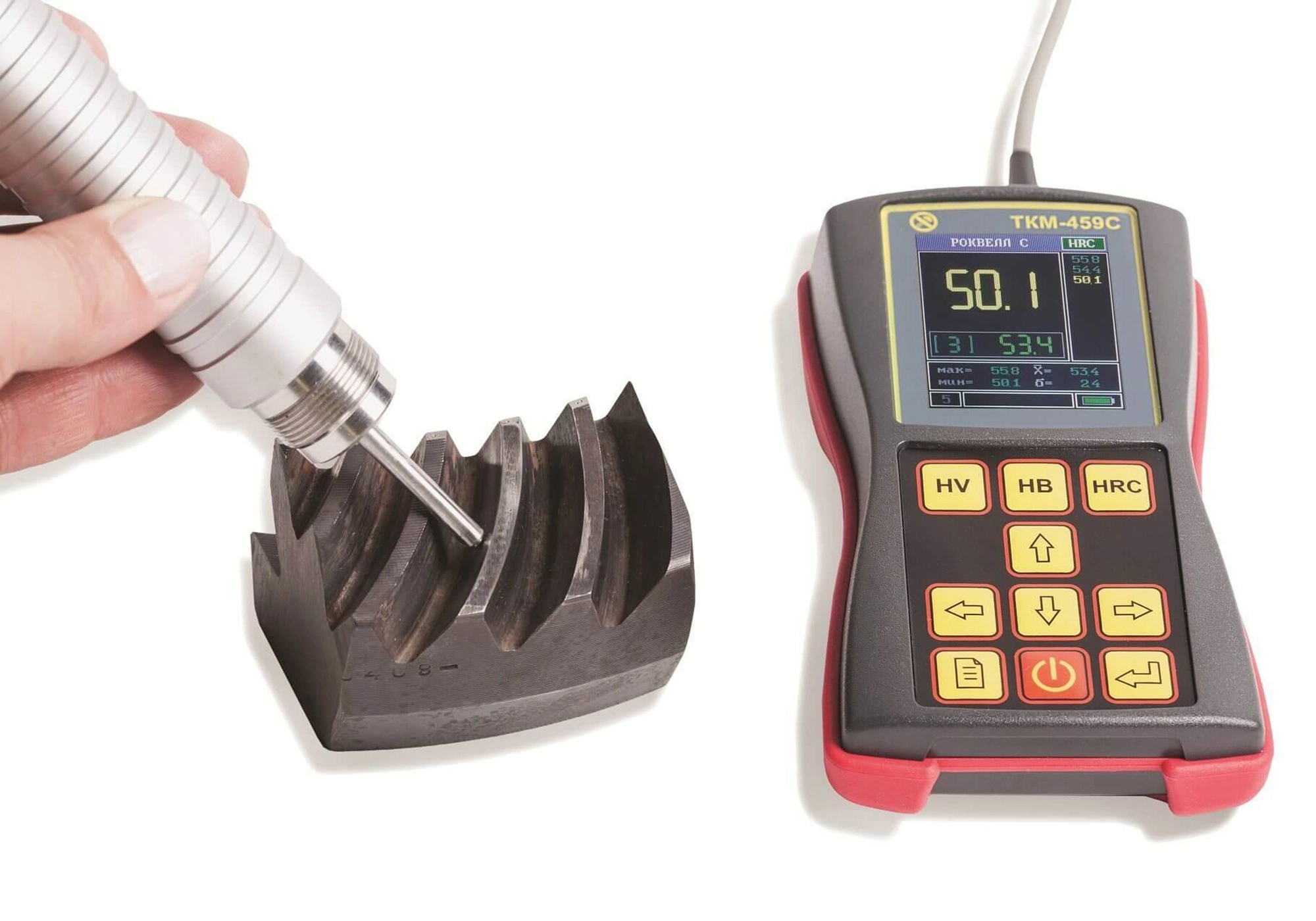 ТКМ-459 твердомер ультразвуковой в работе 3