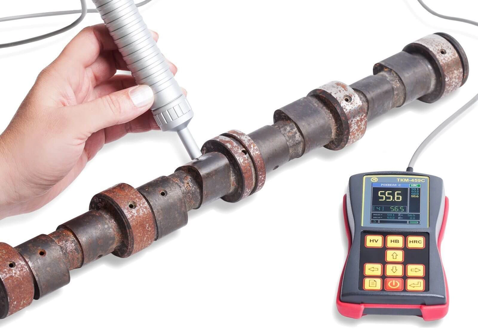 ТКМ-459 твердомер ультразвуковой в работе 2
